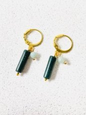 CAR 06 - Oorbellen met natuursteentjes